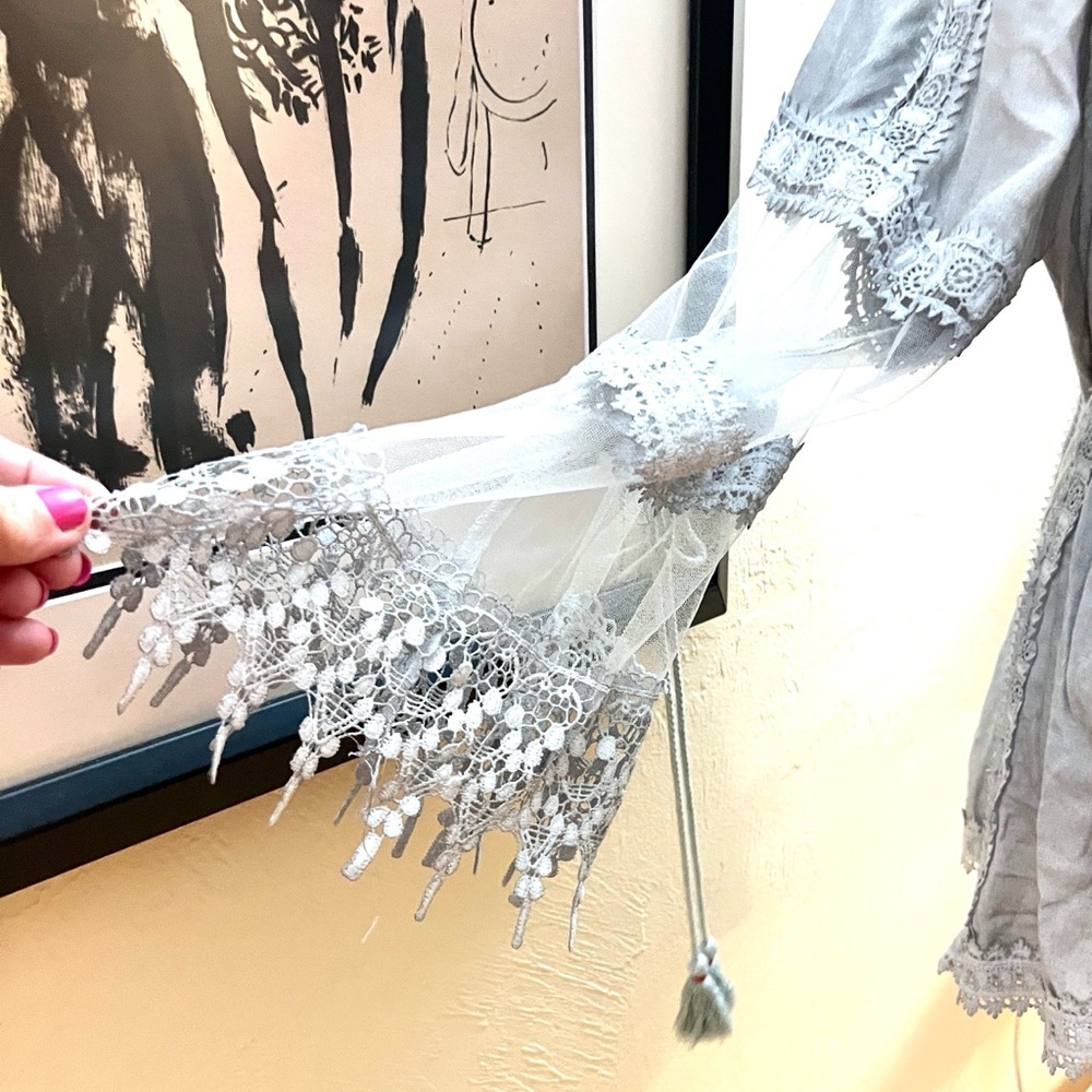 Anthro’s POL,Romantic Boho Off-Shoulder Lace Tassel Sleeve Top Rayon Size Large - Picture 3 of 12